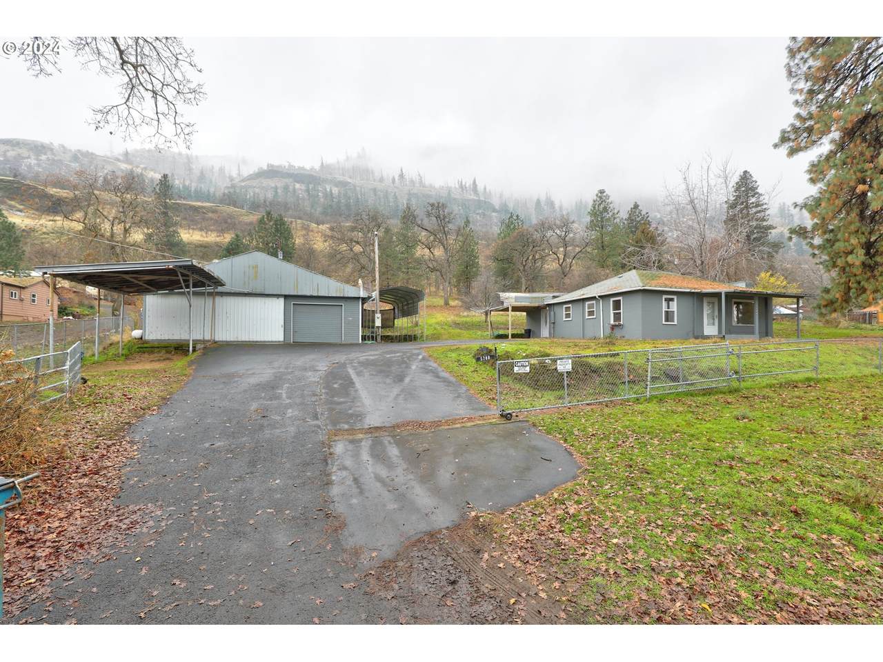 5700 Highway 30W - Photo 1