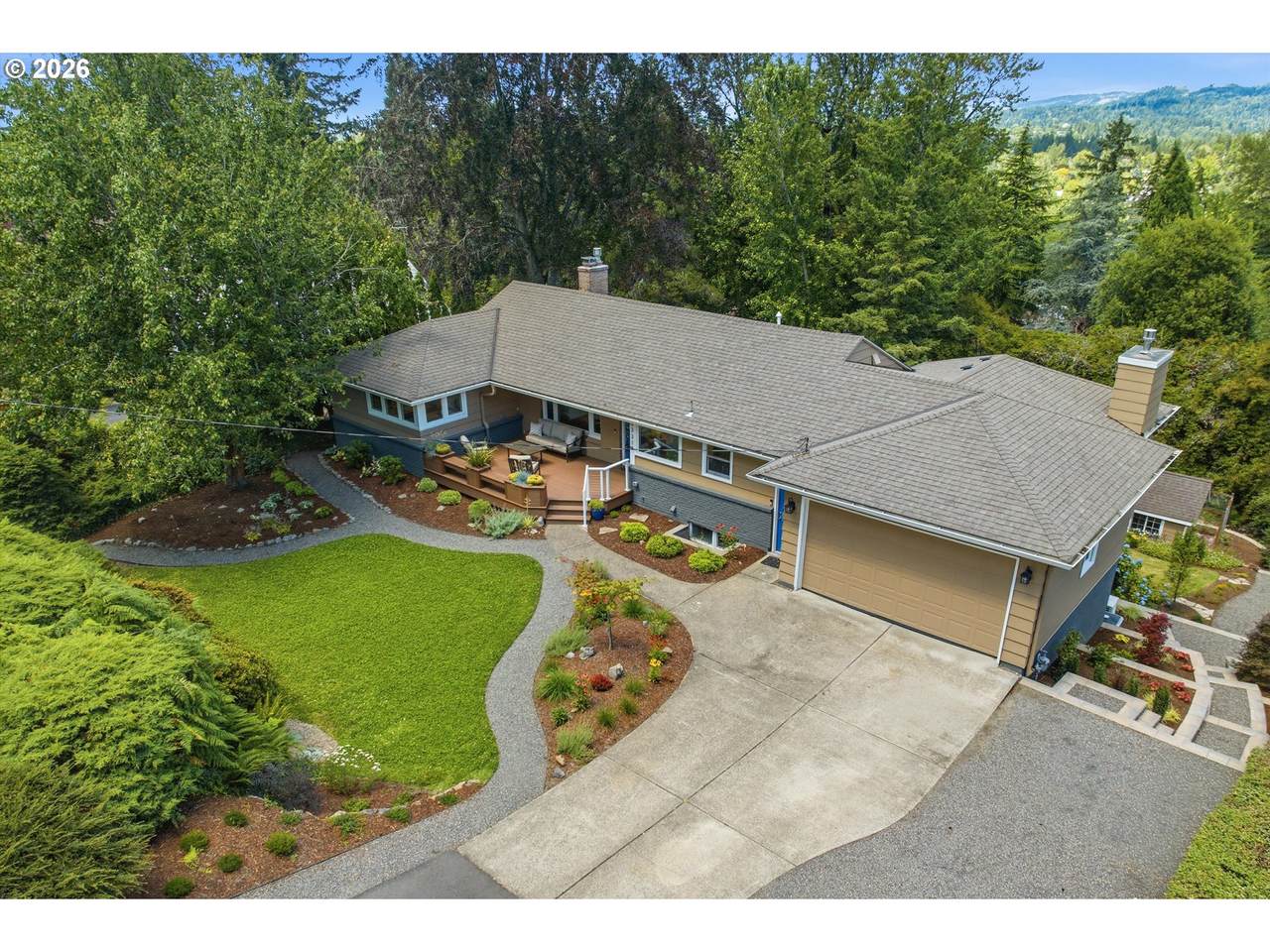 https://bt-photos.global.ssl.fastly.net/portland/1280_boomver_1_246970959-2.jpg