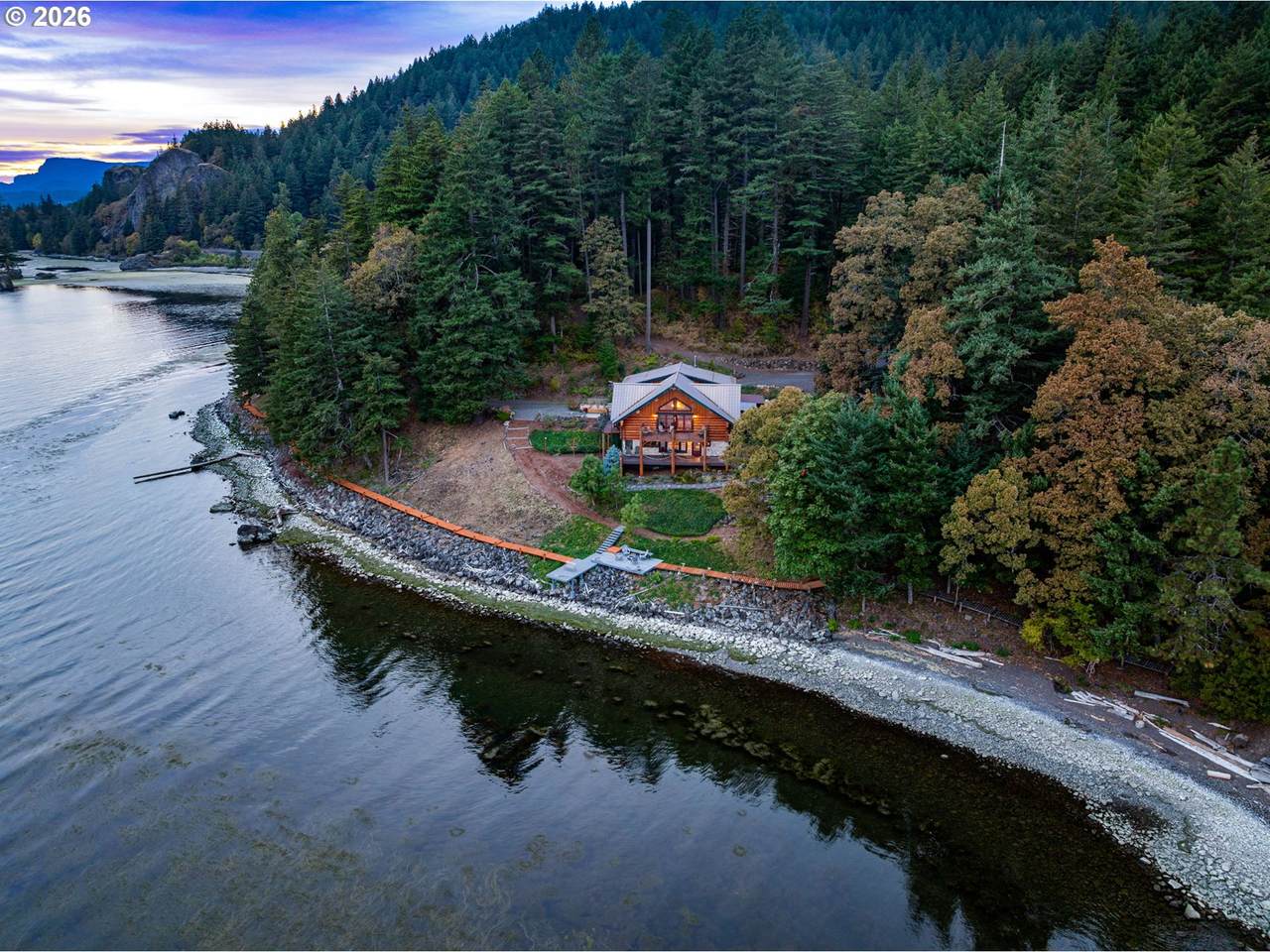 https://bt-photos.global.ssl.fastly.net/portland/1280_boomver_1_250104979-2.jpg