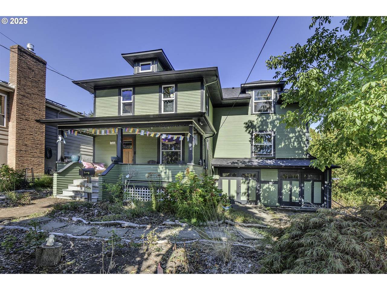 7233 Main St - Photo 1