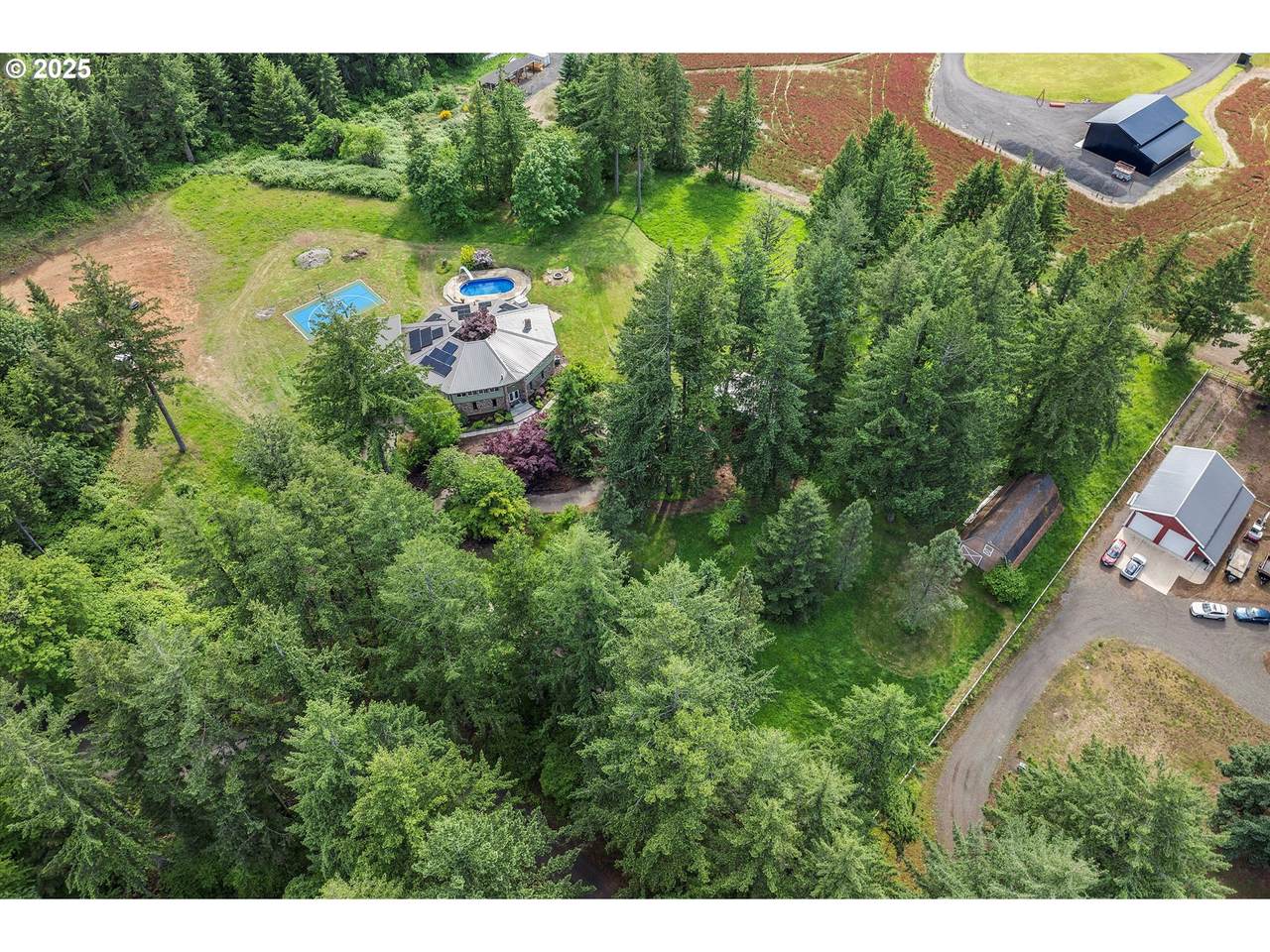 https://bt-photos.global.ssl.fastly.net/portland/1280_boomver_1_250976860-2.jpg