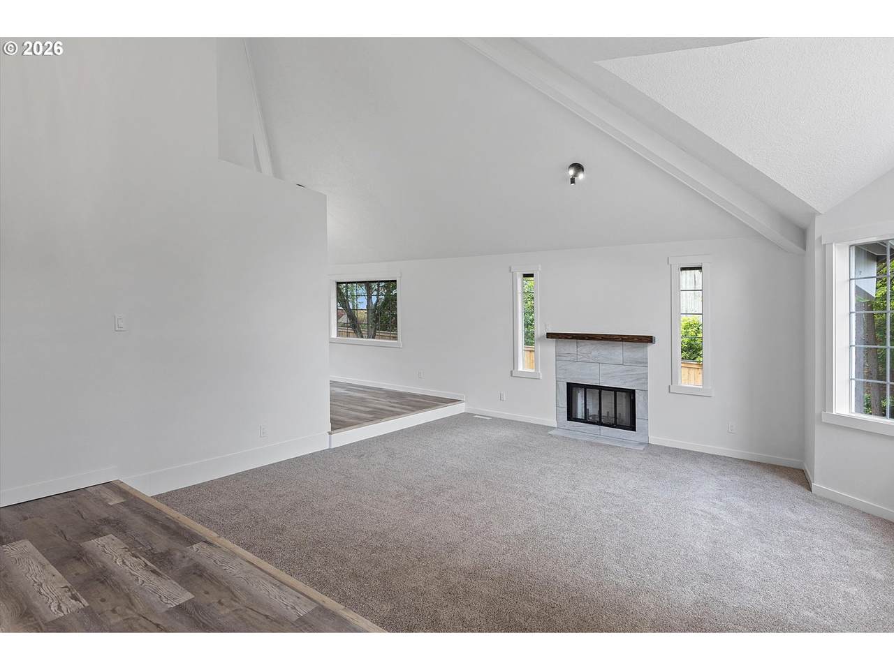 https://bt-photos.global.ssl.fastly.net/portland/1280_boomver_1_251740852-2.jpg