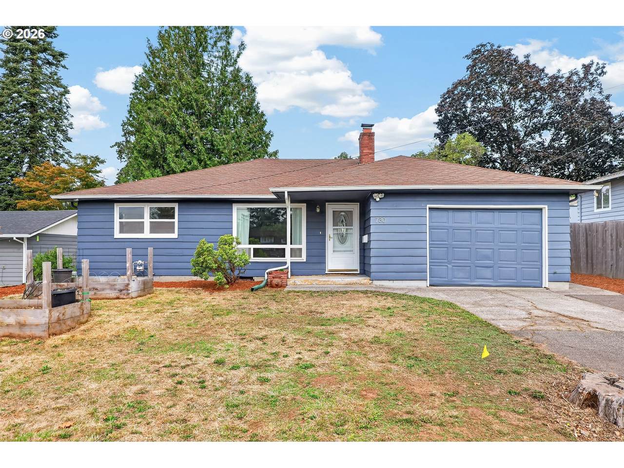 730 Clarendon St - Photo 1