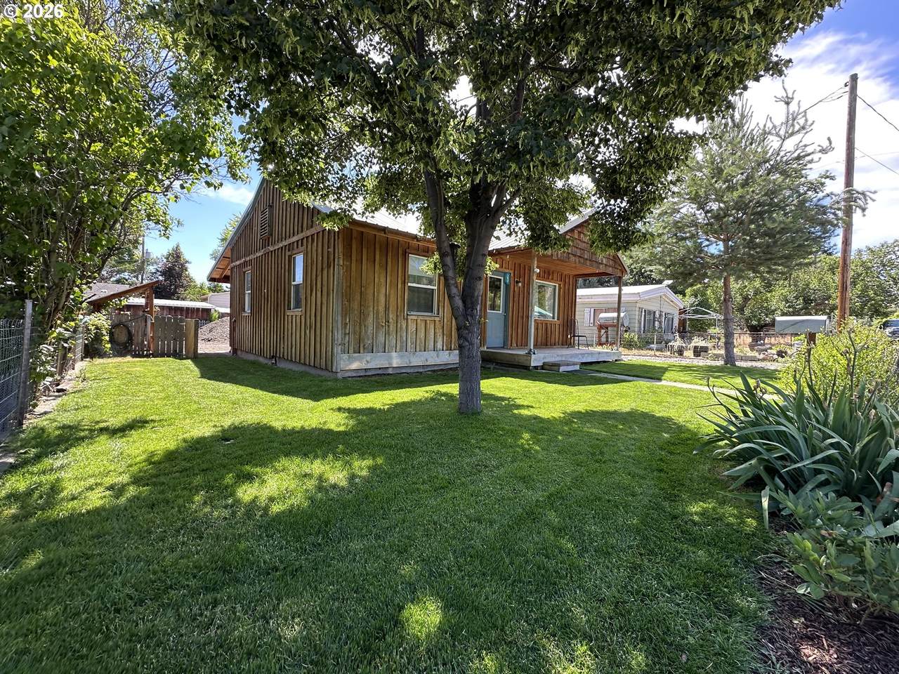 311 Bridge St - Photo 1