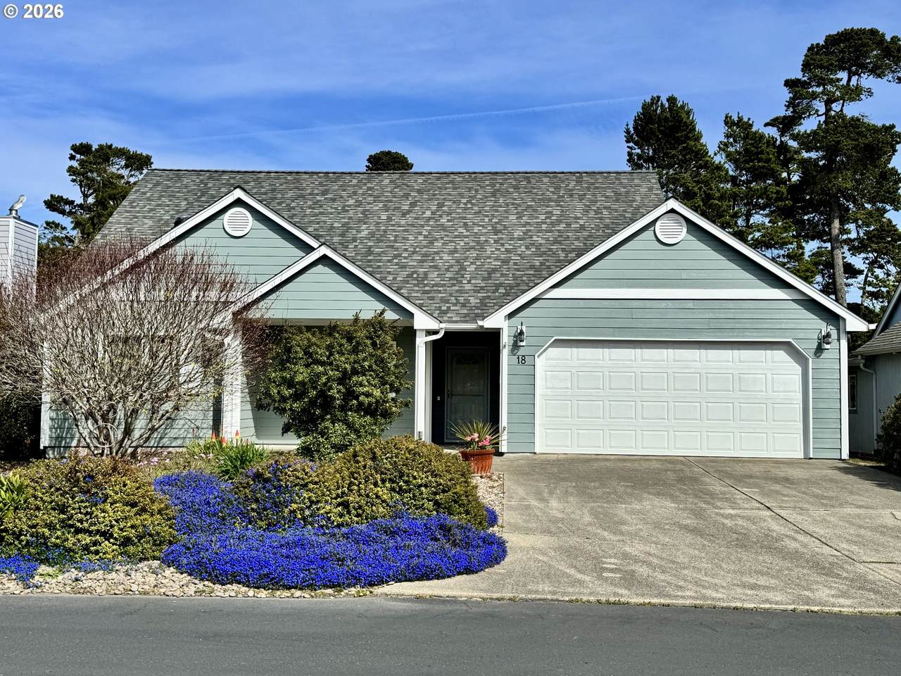 https://bt-photos.global.ssl.fastly.net/portland/1280_boomver_1_256615433-2.jpg