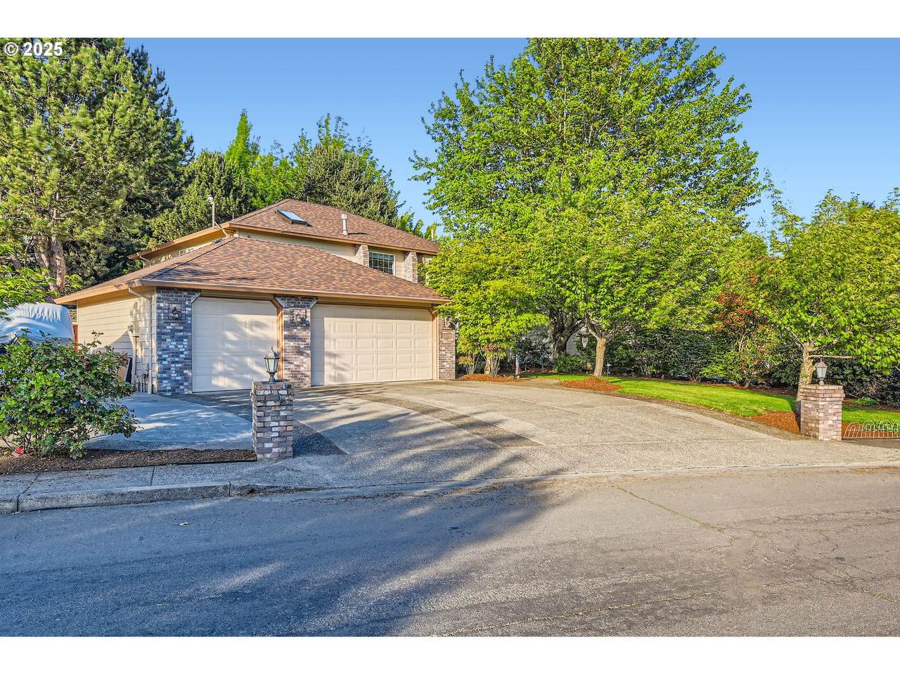 15060 Lostine Dr - Photo 1