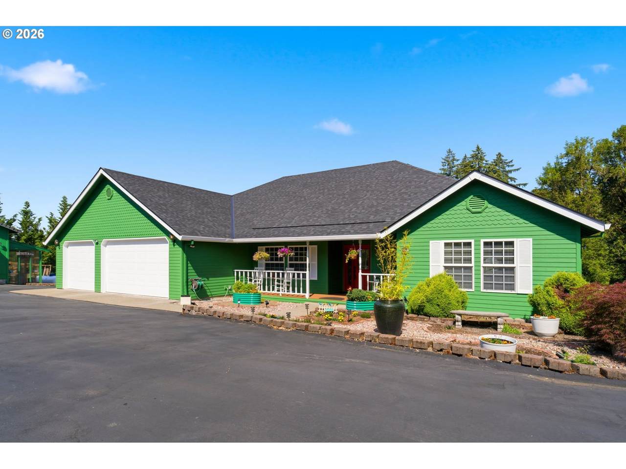 https://bt-photos.global.ssl.fastly.net/portland/1280_boomver_1_258111162-2.jpg