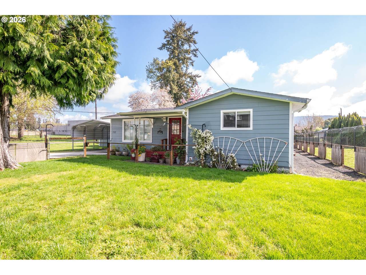 https://bt-photos.global.ssl.fastly.net/portland/1280_boomver_1_258303769-2.jpg