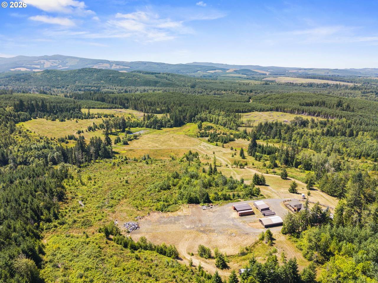 805 Luebke Rd - Photo 1