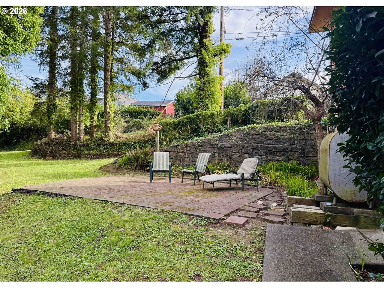 https://bt-photos.global.ssl.fastly.net/portland/1280_boomver_1_259476473-2.jpg