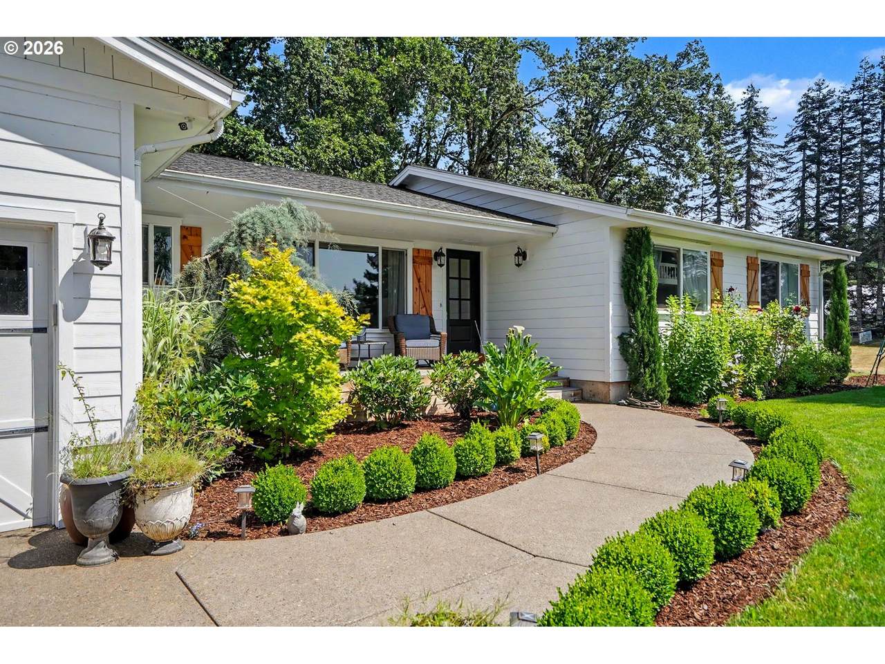 https://bt-photos.global.ssl.fastly.net/portland/1280_boomver_1_261113486-2.jpg