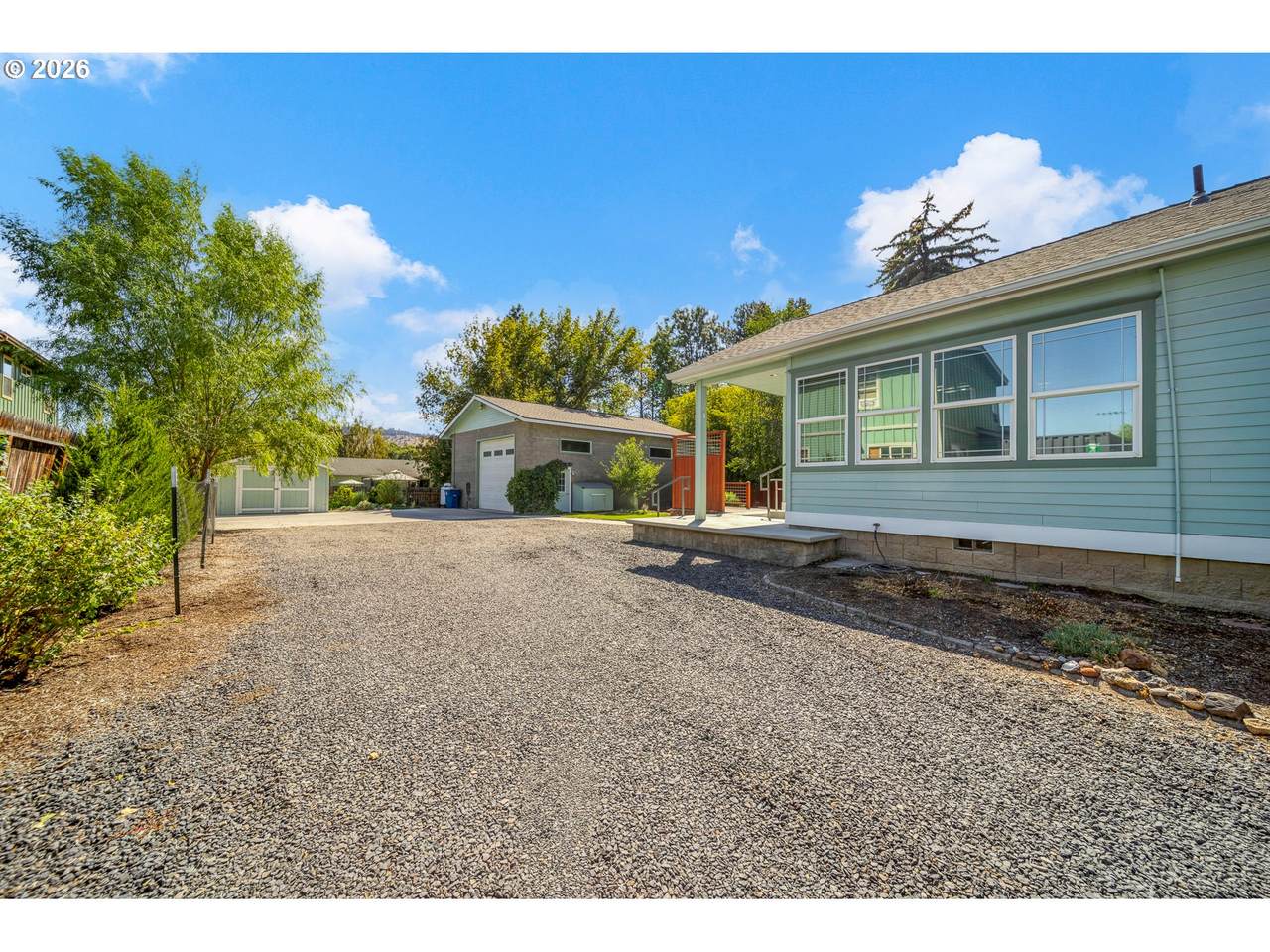 143 Beaver St - Photo 1