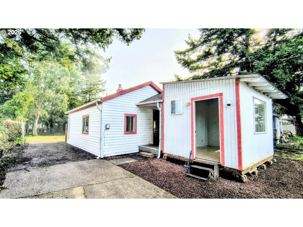 319 Wall St - Photo 1