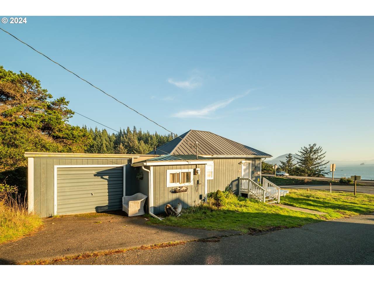 https://bt-photos.global.ssl.fastly.net/portland/1280_boomver_1_265510138-2.jpg