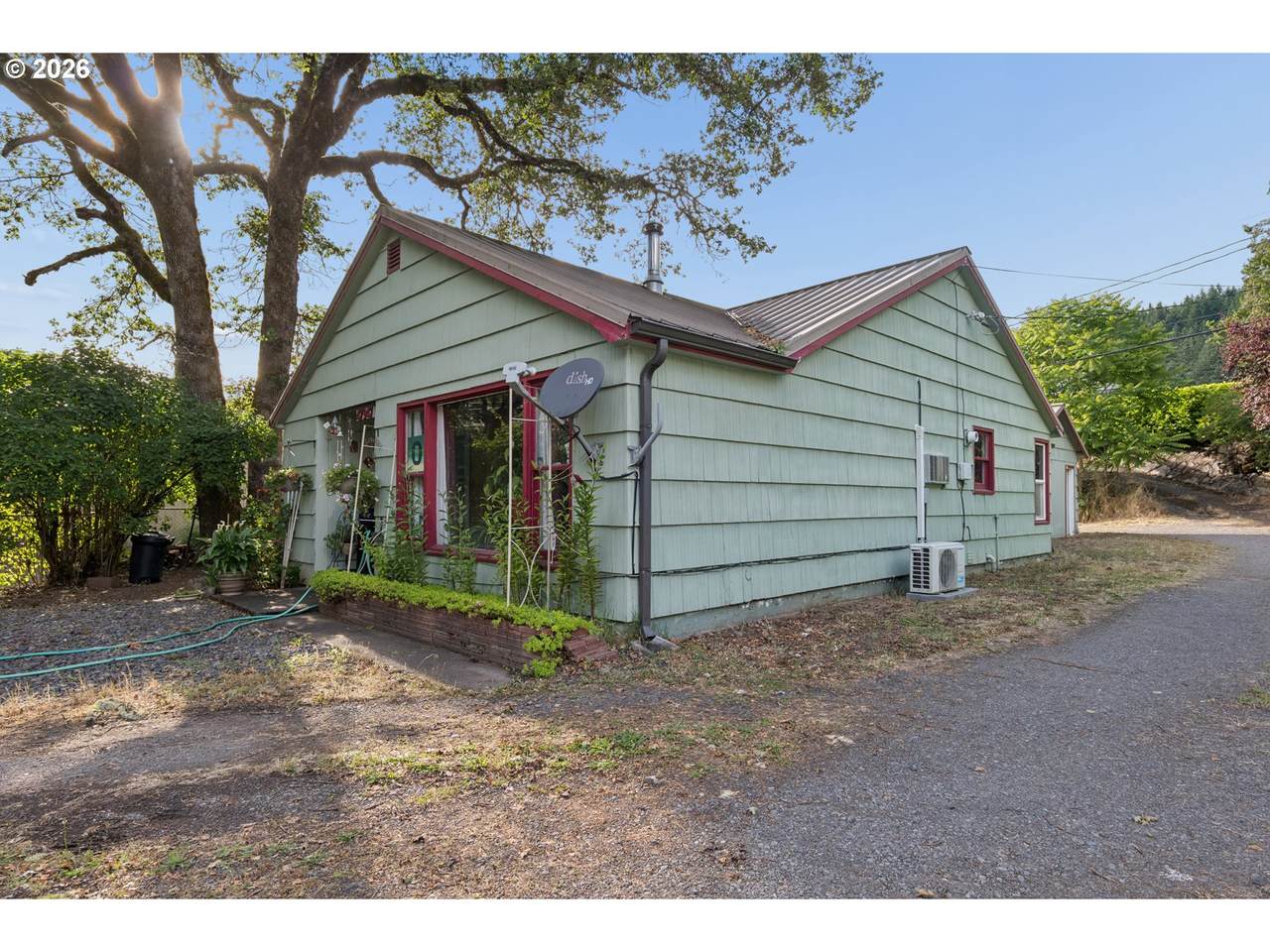 47947 Commercial St - Photo 1