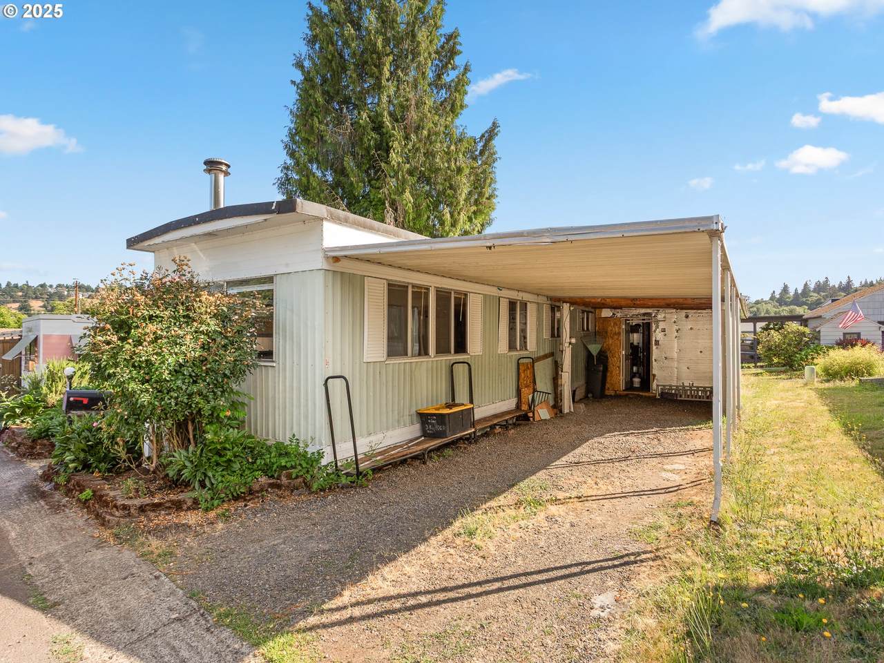 18830 Highway 99E - Photo 1