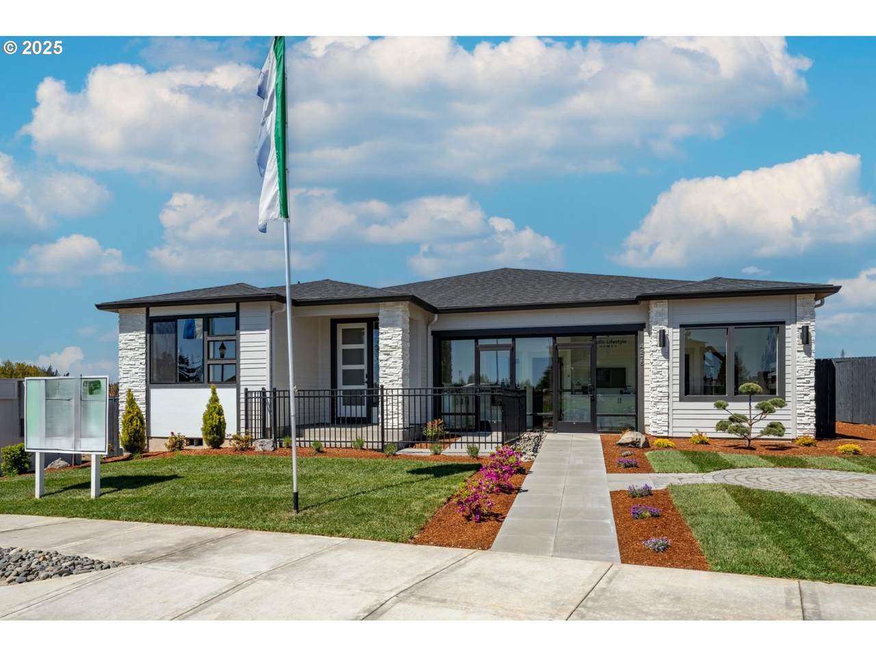 4216 12TH Way - Photo 1