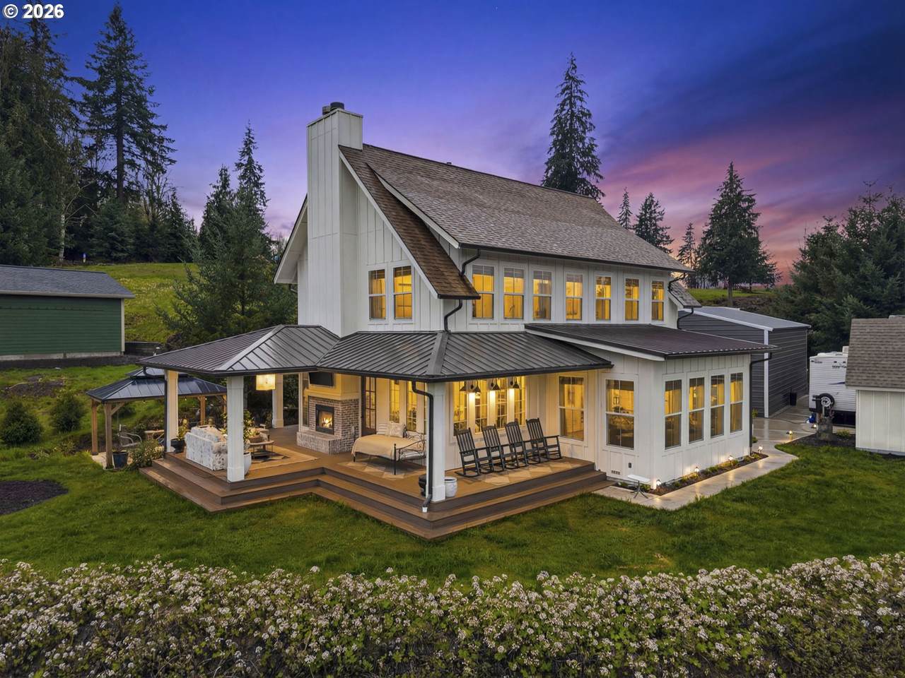 https://bt-photos.global.ssl.fastly.net/portland/1280_boomver_2_268239177-2.jpg