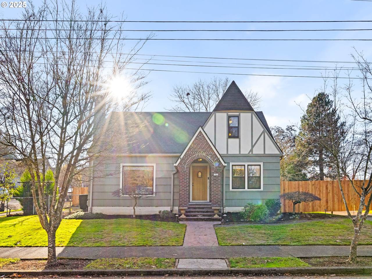 1520 12TH St - Photo 1