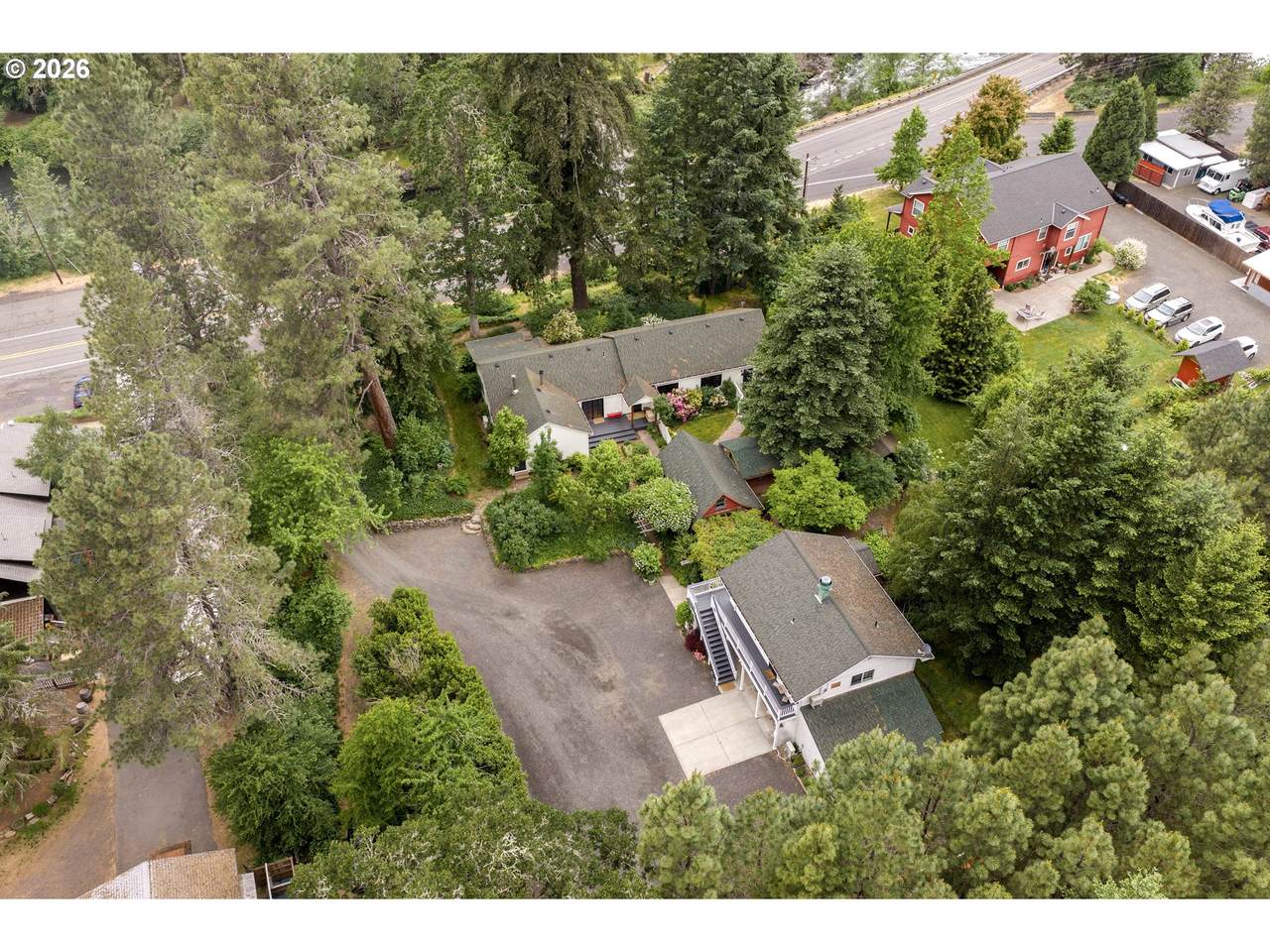 https://bt-photos.global.ssl.fastly.net/portland/1280_boomver_1_270502018-2.jpg