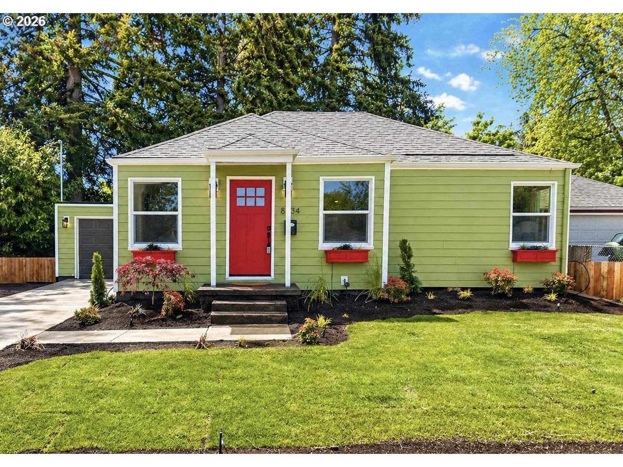 https://bt-photos.global.ssl.fastly.net/portland/1280_boomver_1_271527856-2.jpg