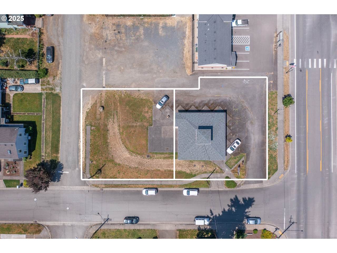 106 E Bishop Way Next To - Photo 1