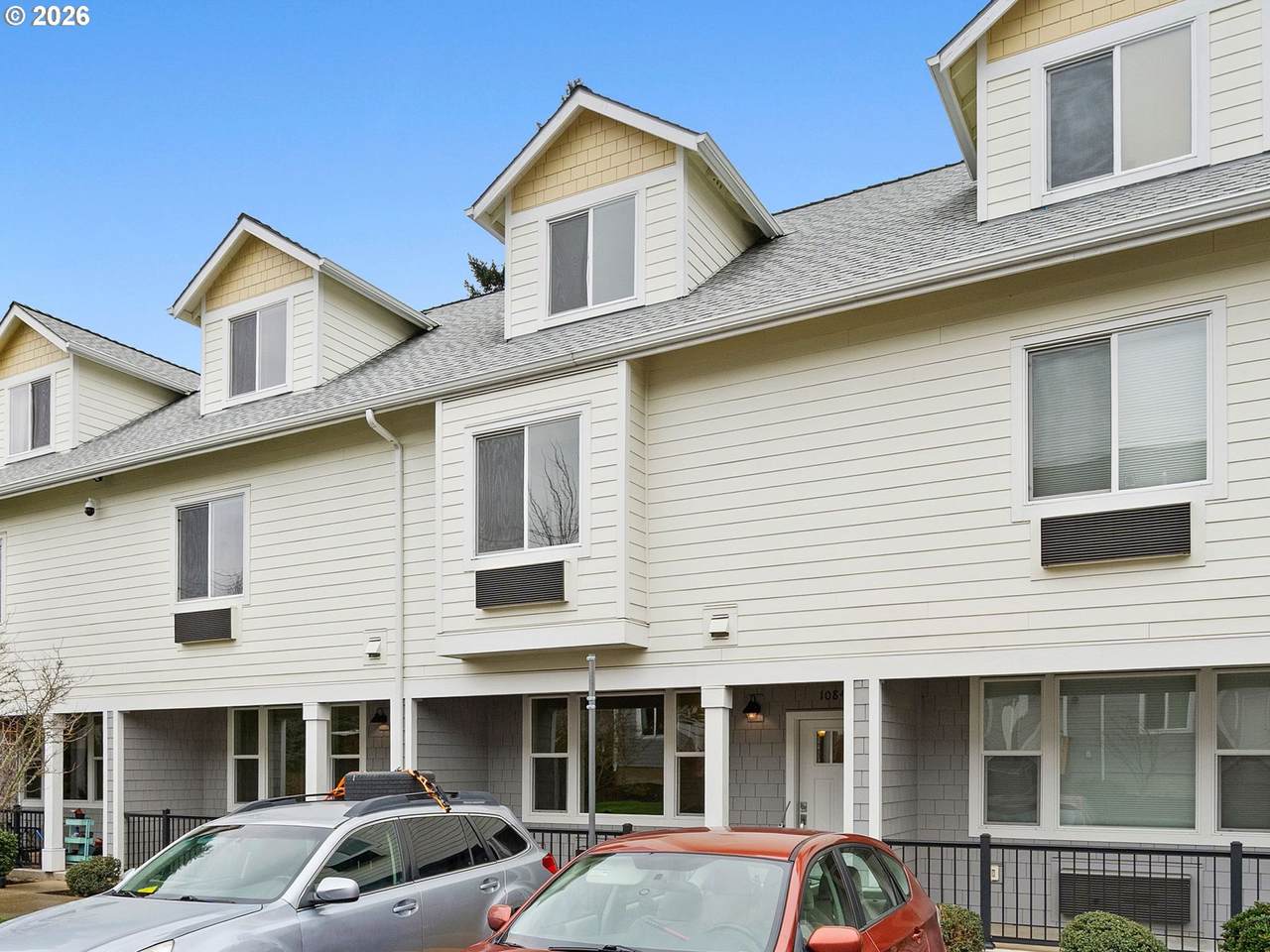 10845 Burnside St - Photo 1