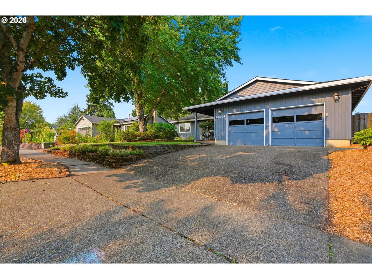 https://bt-photos.global.ssl.fastly.net/portland/1280_boomver_1_272282182-2.jpg
