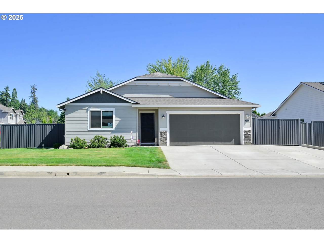 875 Aldrich Way - Photo 1