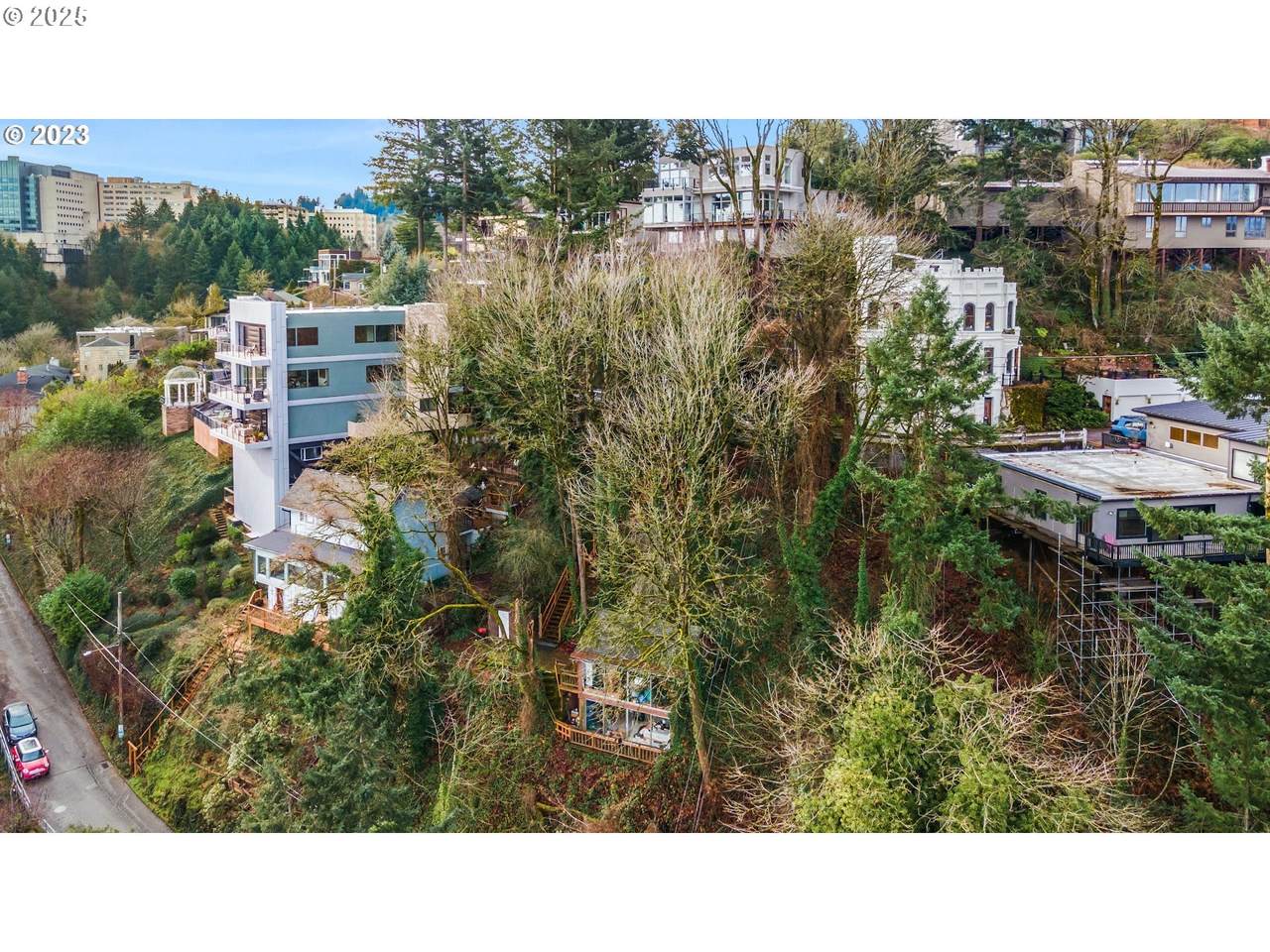 2590 Buckingham Ave - Photo 1