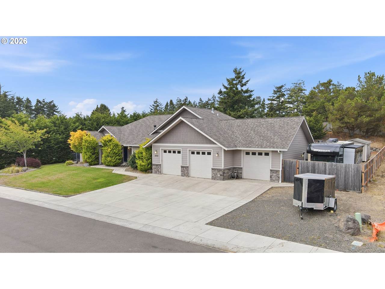 https://bt-photos.global.ssl.fastly.net/portland/1280_boomver_1_273656330-2.jpg