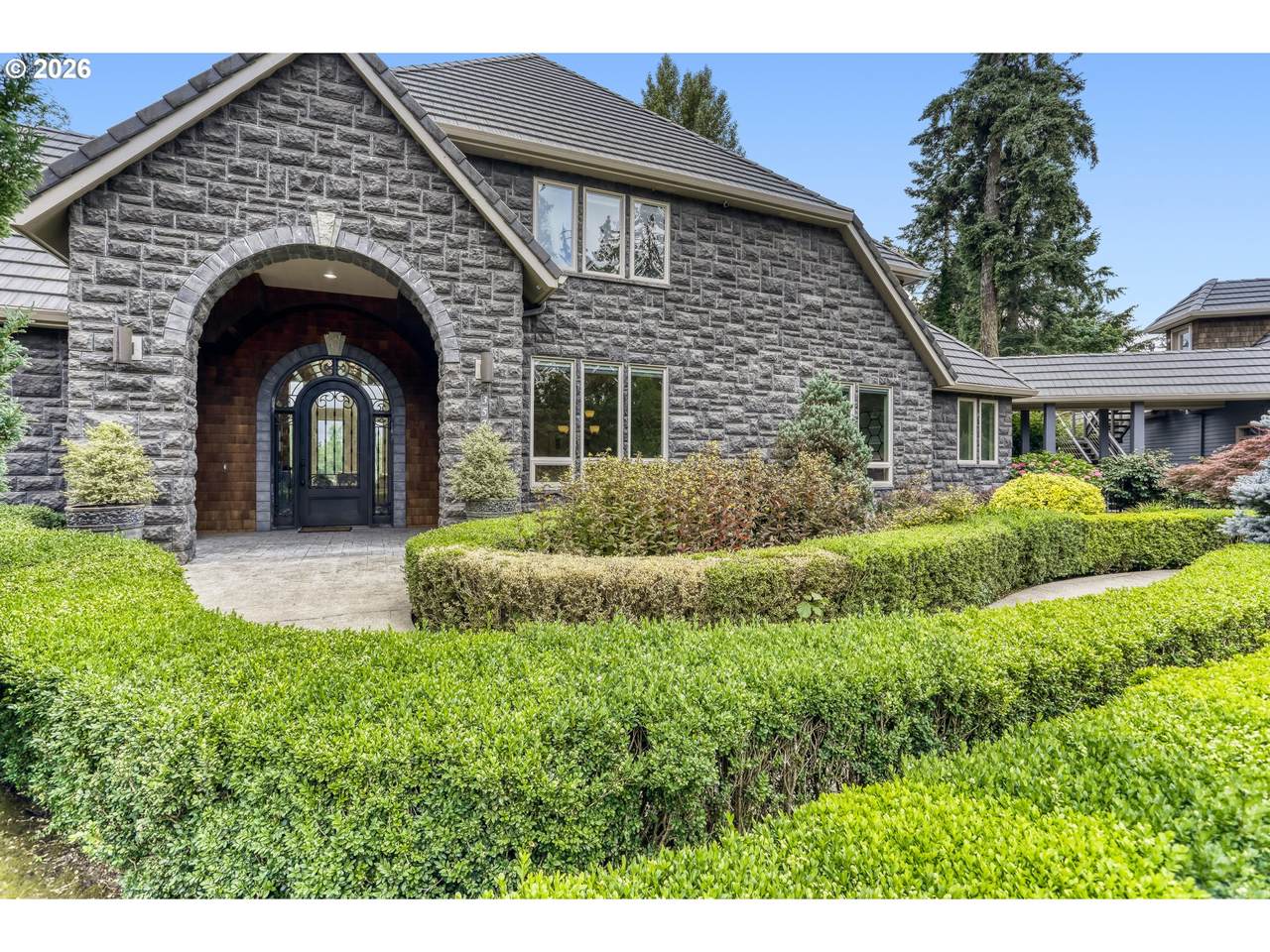 https://bt-photos.global.ssl.fastly.net/portland/1280_boomver_1_274236085-2.jpg