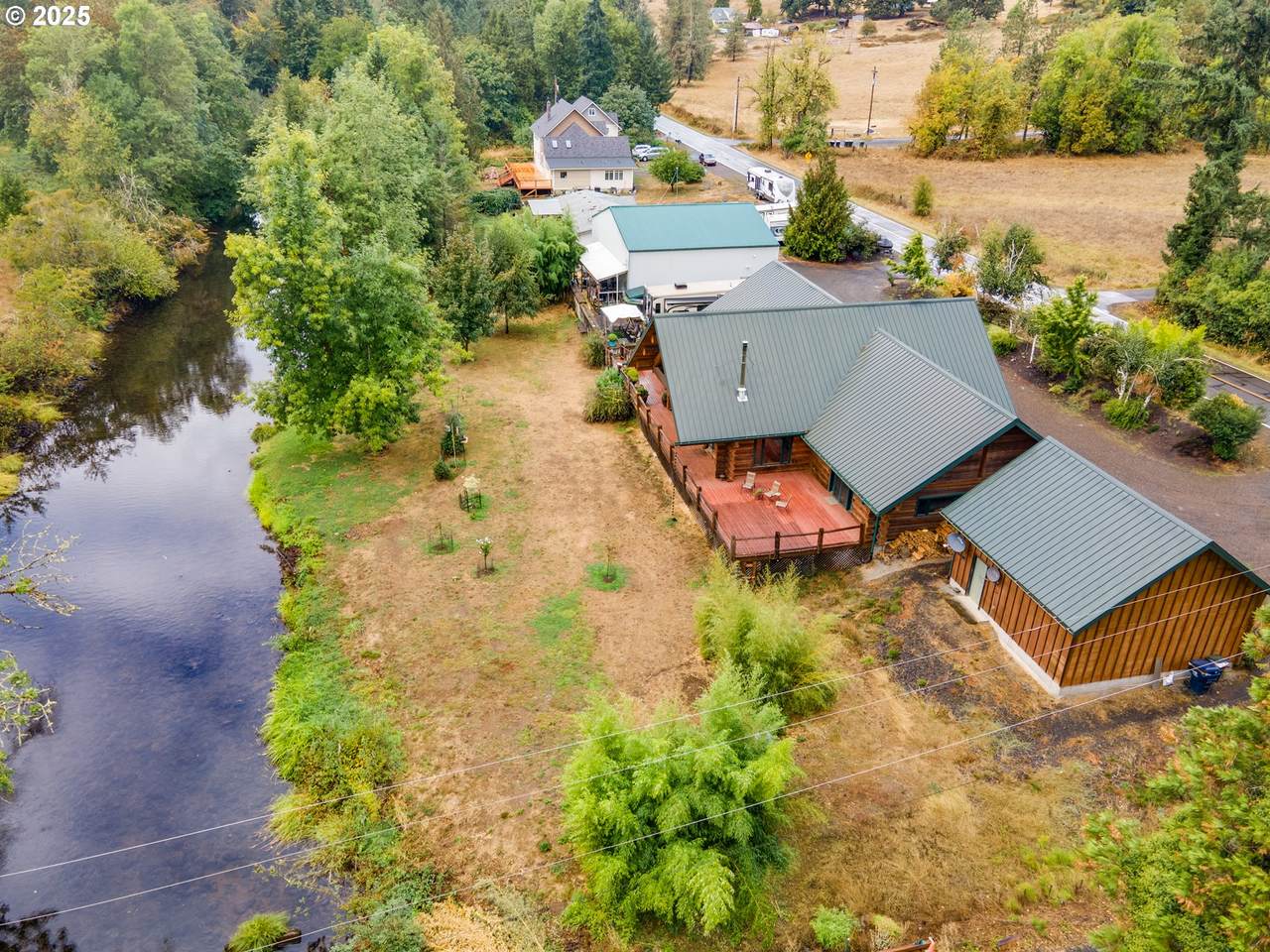 https://bt-photos.global.ssl.fastly.net/portland/1280_boomver_1_274602019-2.jpg
