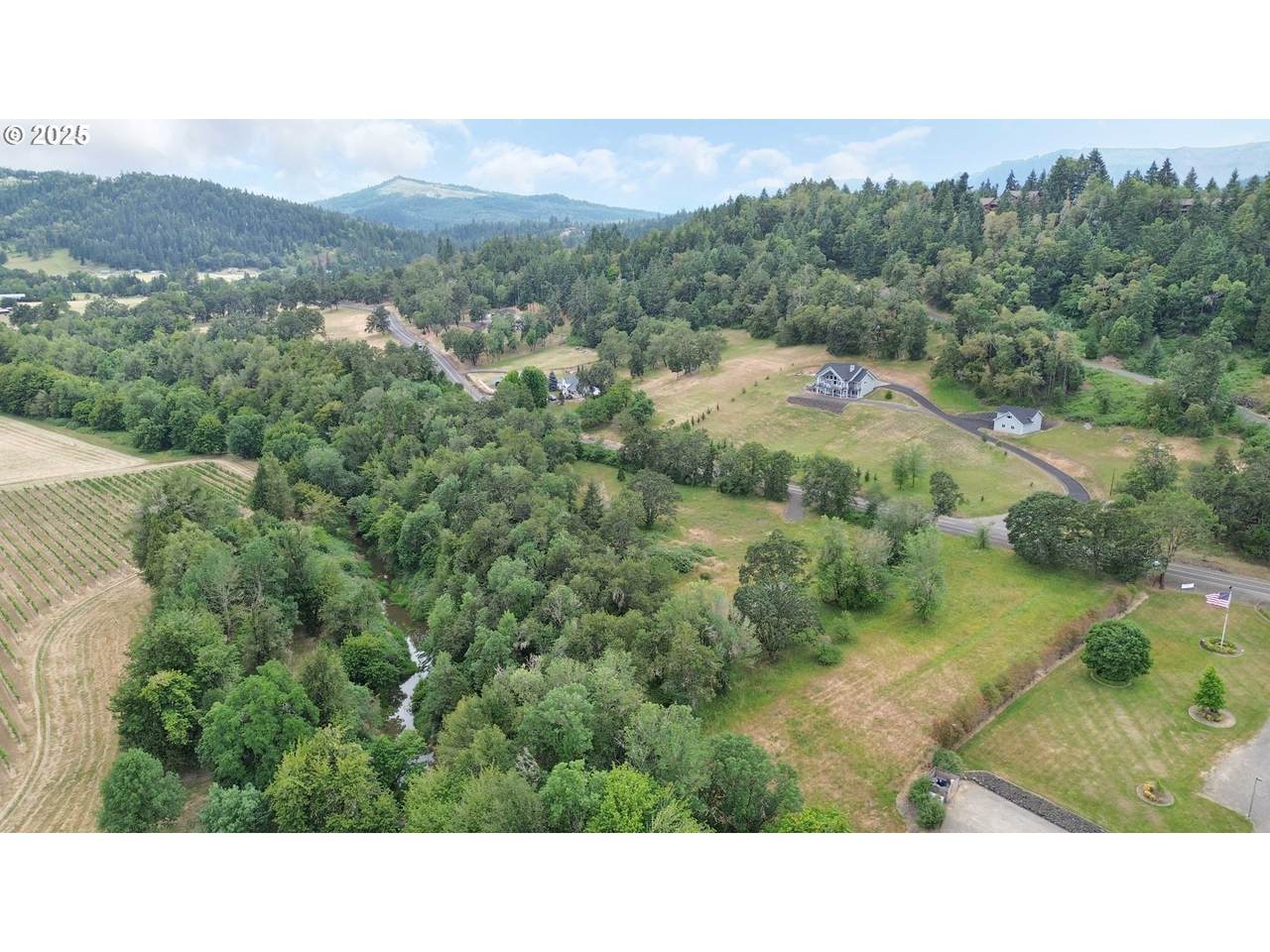 https://bt-photos.global.ssl.fastly.net/portland/1280_boomver_1_275072611-2.jpg