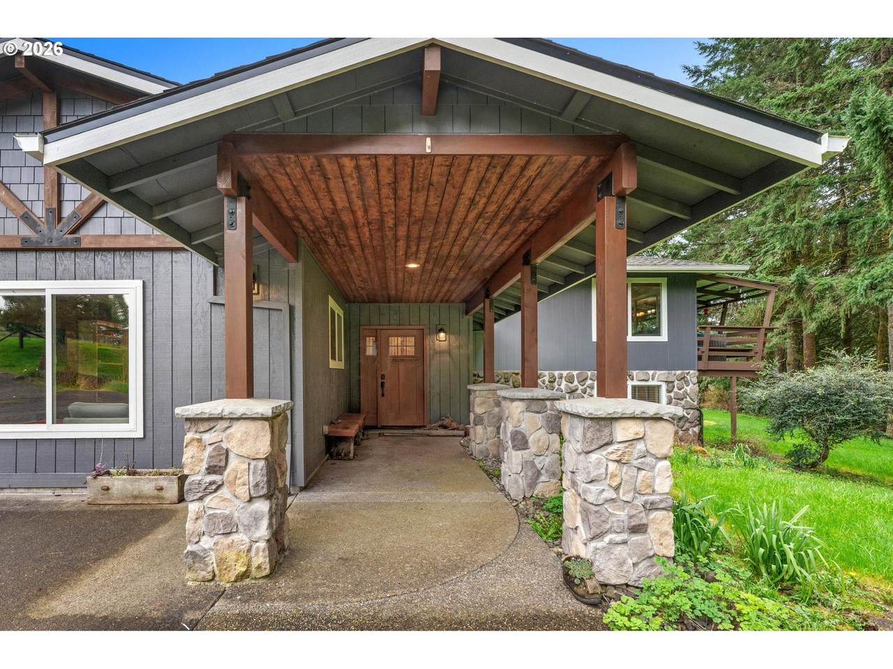 https://bt-photos.global.ssl.fastly.net/portland/1280_boomver_1_275296561-2.jpg