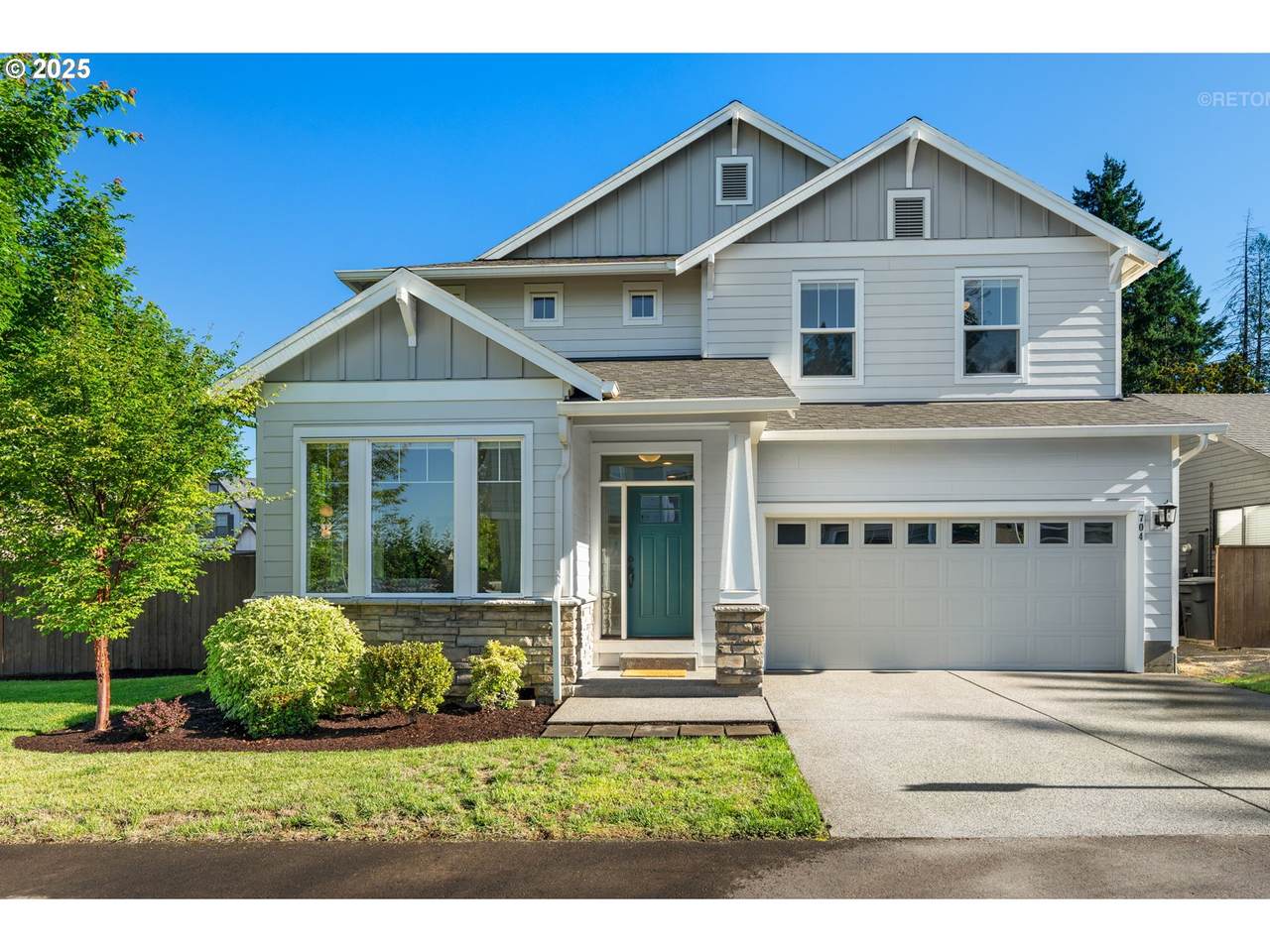 704 47TH Ave - Photo 1