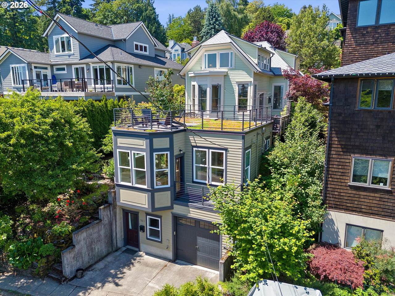 7608 Hood Ave - Photo 1