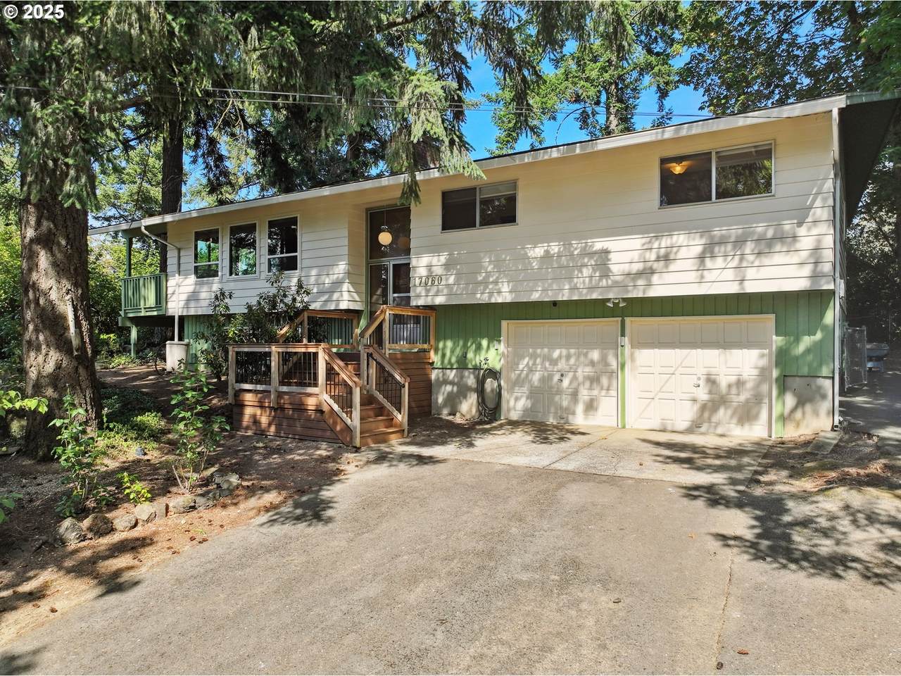 17060 Gurnee Ave - Photo 1