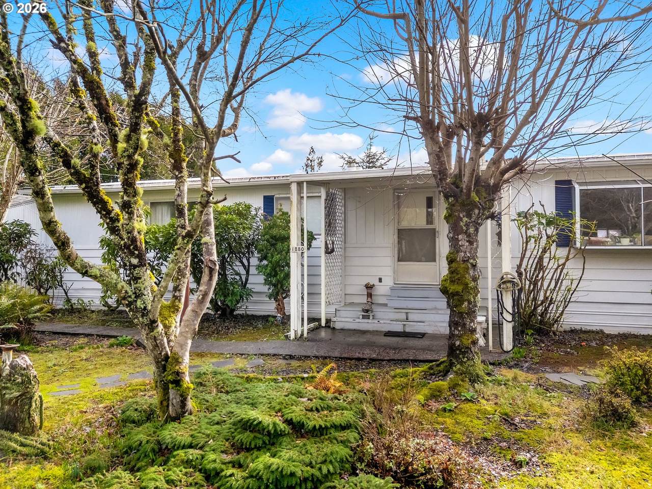 1880 1ST Ave - Photo 1