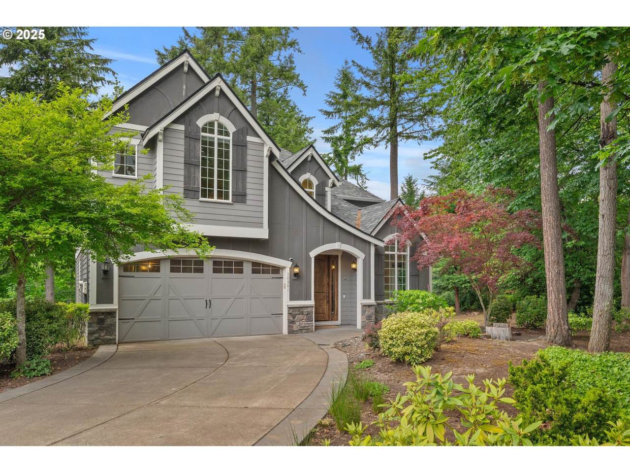 10541 Jordan Ln - Photo 1