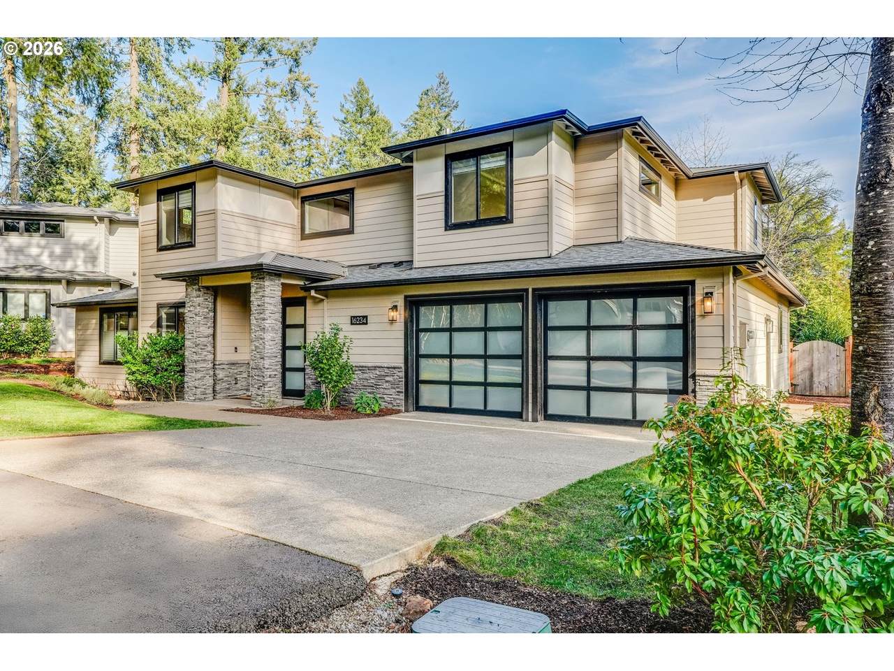 https://bt-photos.global.ssl.fastly.net/portland/1280_boomver_1_278440340-2.jpg