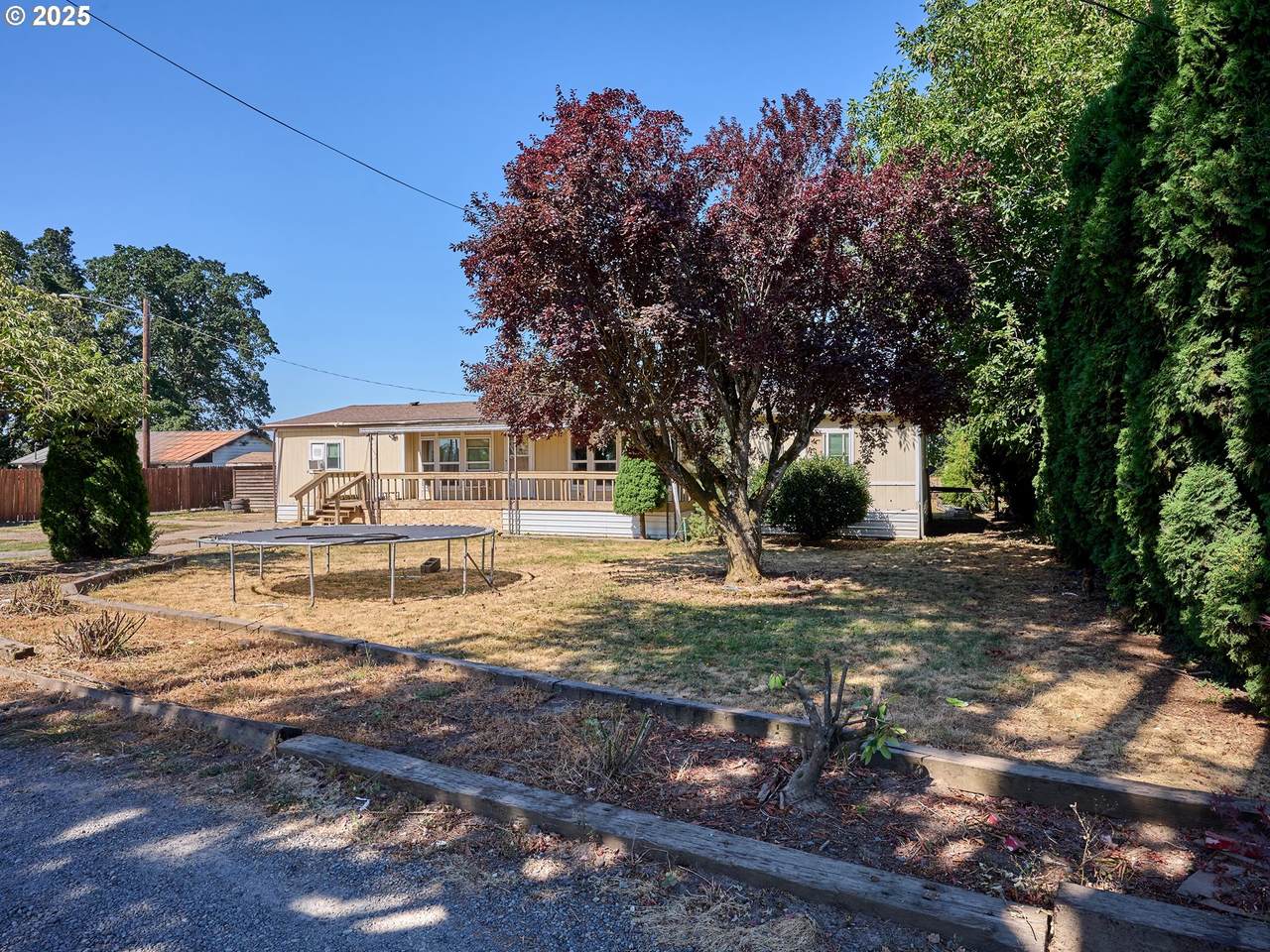 1632 Brown St - Photo 1