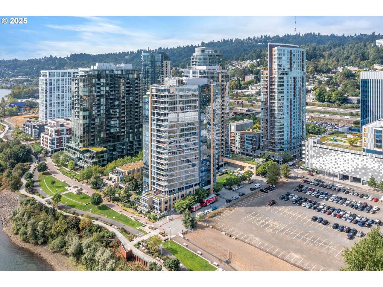 836 Curry St - Photo 1