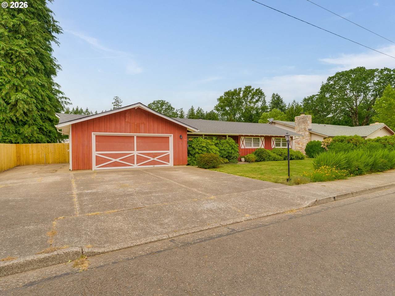 https://bt-photos.global.ssl.fastly.net/portland/1280_boomver_1_281655873-2.jpg