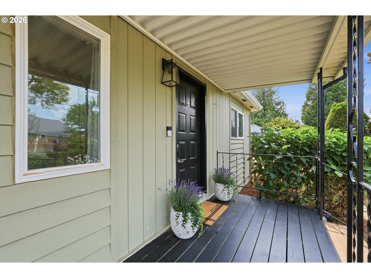 https://bt-photos.global.ssl.fastly.net/portland/1280_boomver_1_281699169-2.jpg