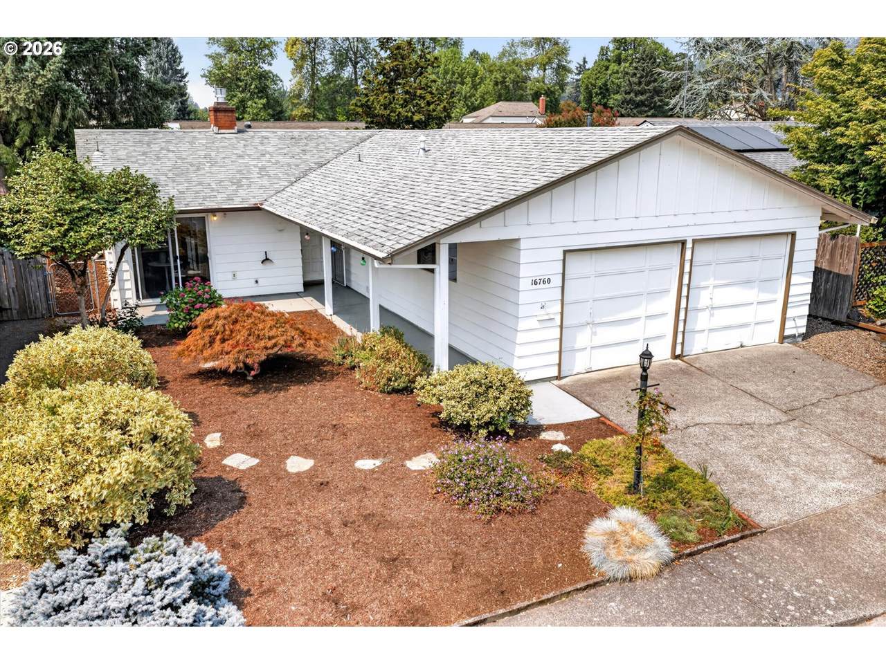 16760 124TH Ave - Photo 1