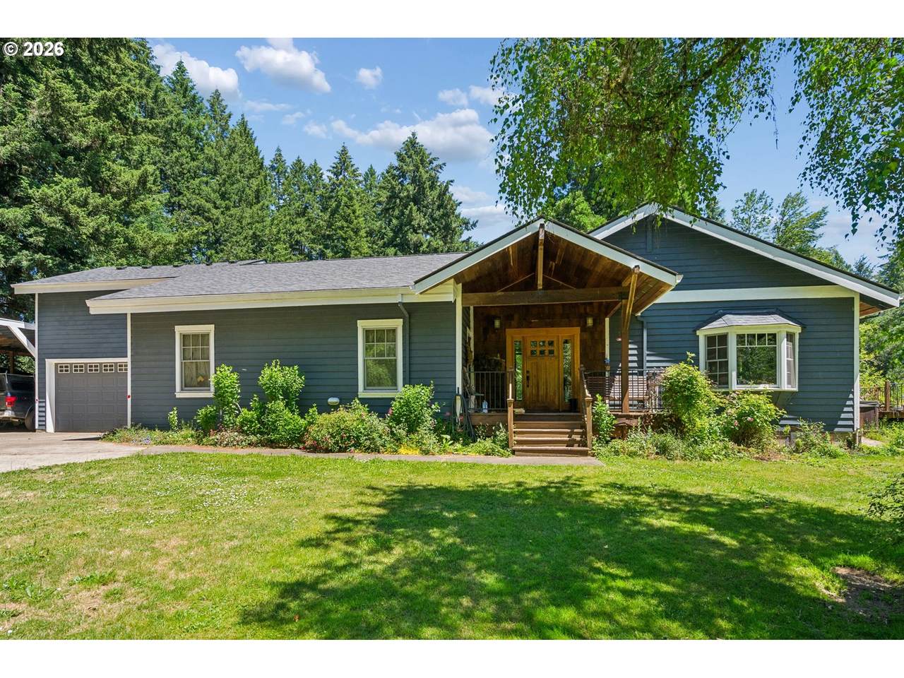 21520 Eastview Rd - Photo 1