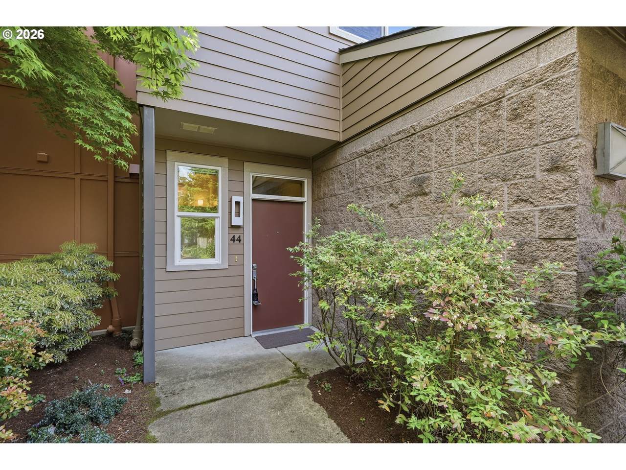 https://bt-photos.global.ssl.fastly.net/portland/1280_boomver_1_283876648-2.jpg