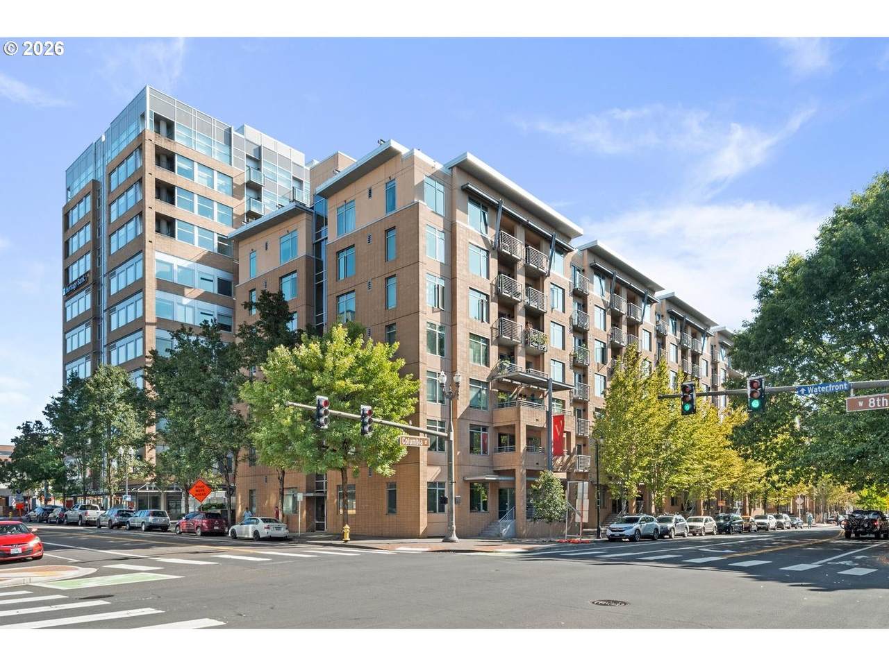 701 Columbia St - Photo 1