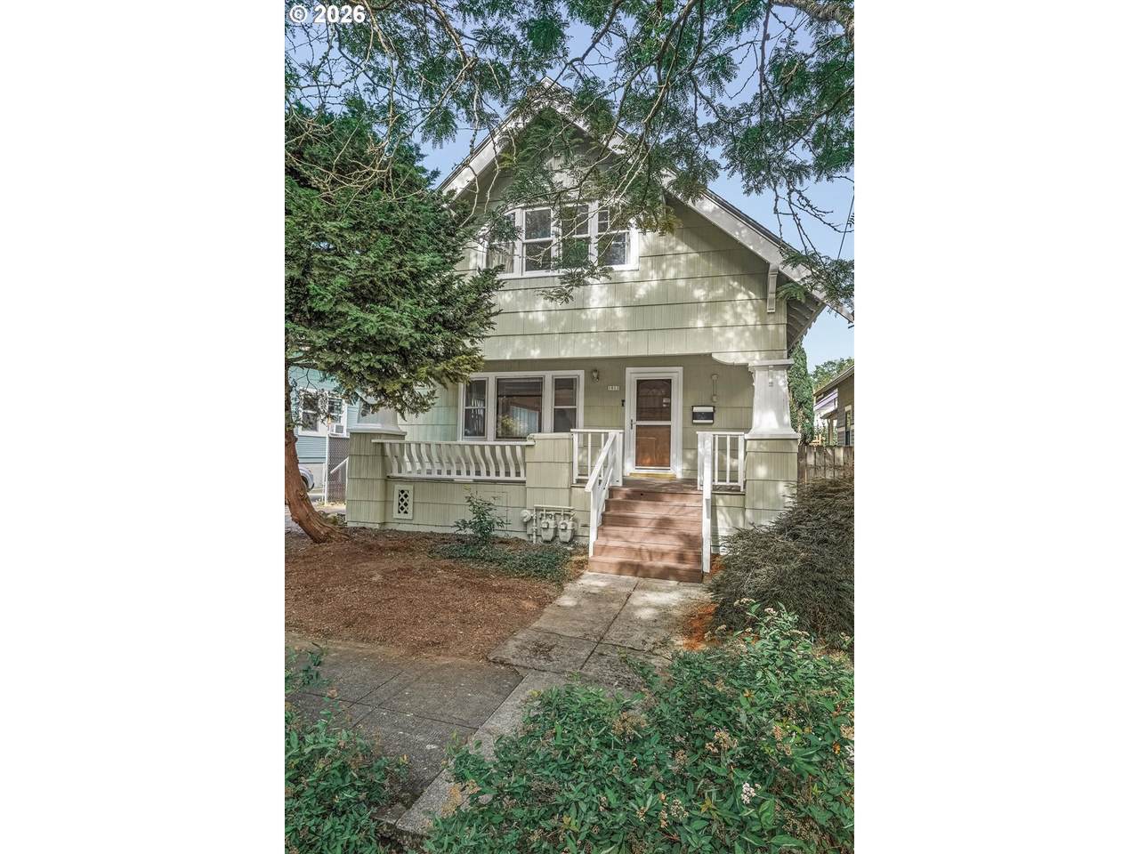 1911 42ND Ave - Photo 1